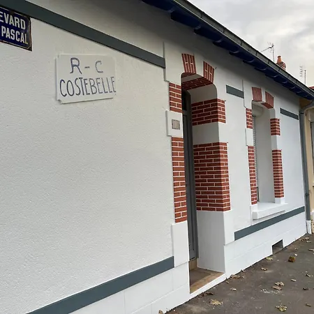 Maison De 300 M De La *